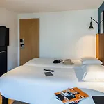 Ibis Pont Jumeaux