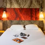 Hotel Ibis Pont Jumeaux