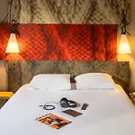 מלון Ibis Pont Jumeaux
