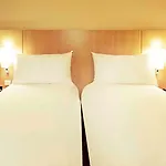 Ibis Pont Jumeaux מלון 3*