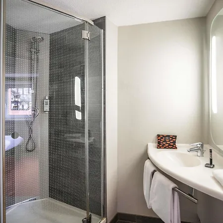 Ibis Pont Jumeaux 3*