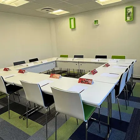 Ibis Pont Jumeaux Отель