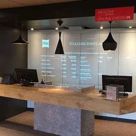 Ibis Pont Jumeaux Отель Тулуза