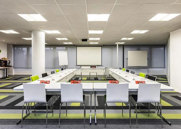 Ibis Pont Jumeaux 3*