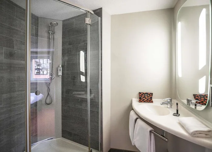 Ibis Pont Jumeaux 3*