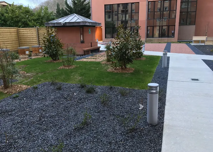 Ibis Pont Jumeaux 3*