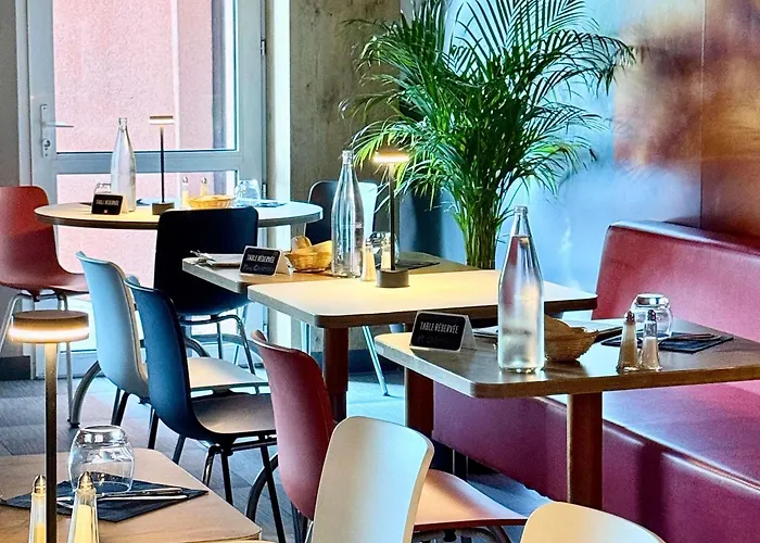 Hotel Ibis Pont Jumeaux