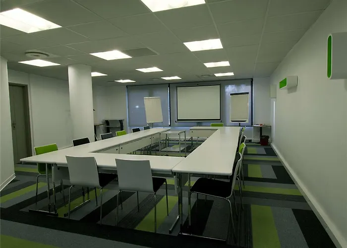 Ibis Pont Jumeaux 3*