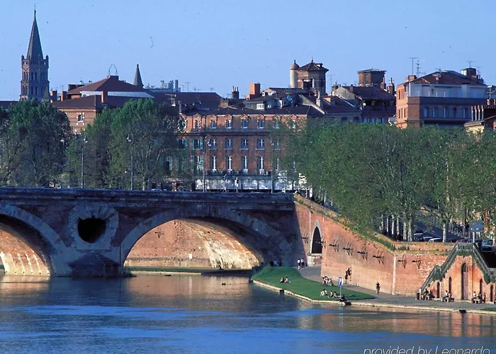 Hotel Ibis Pont Jumeaux