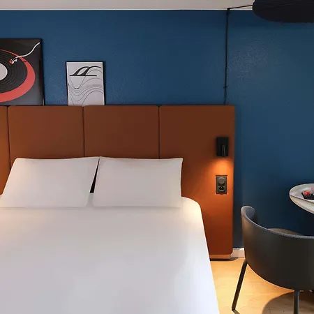 Hotel Ibis Pont Jumeaux