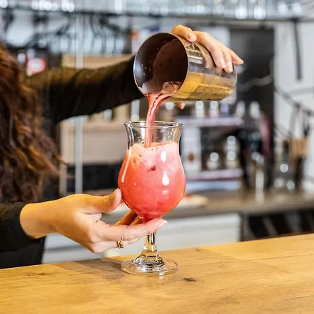 Hotel Ibis Pont Jumeaux 3*