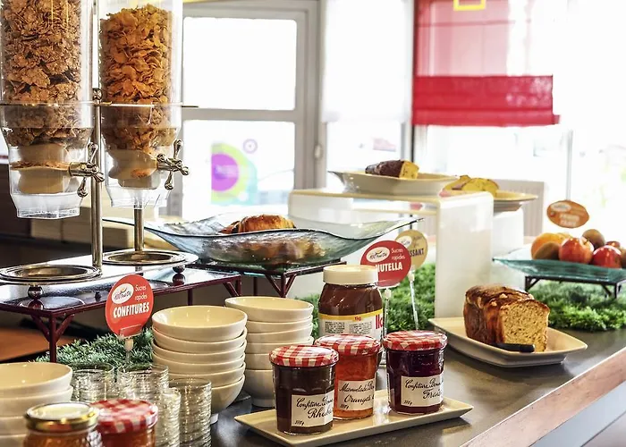 Ibis Pont Jumeaux ホテル 3*