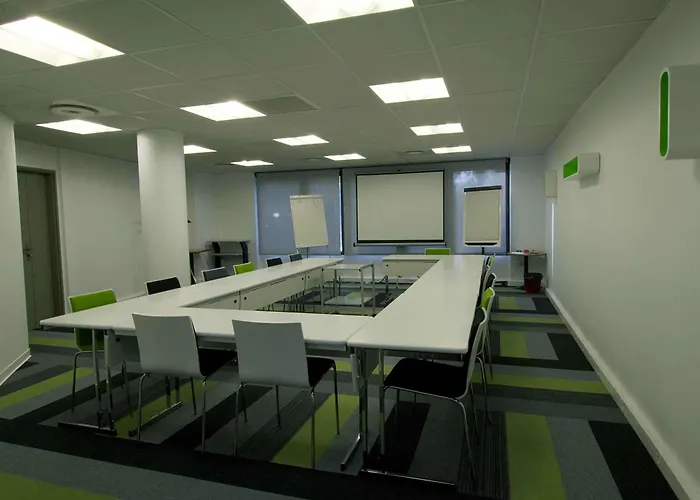 Ibis Pont Jumeaux 3*